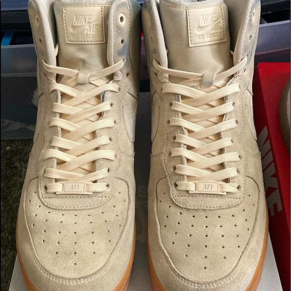 Nike AF1  High 07 Lv8 suede